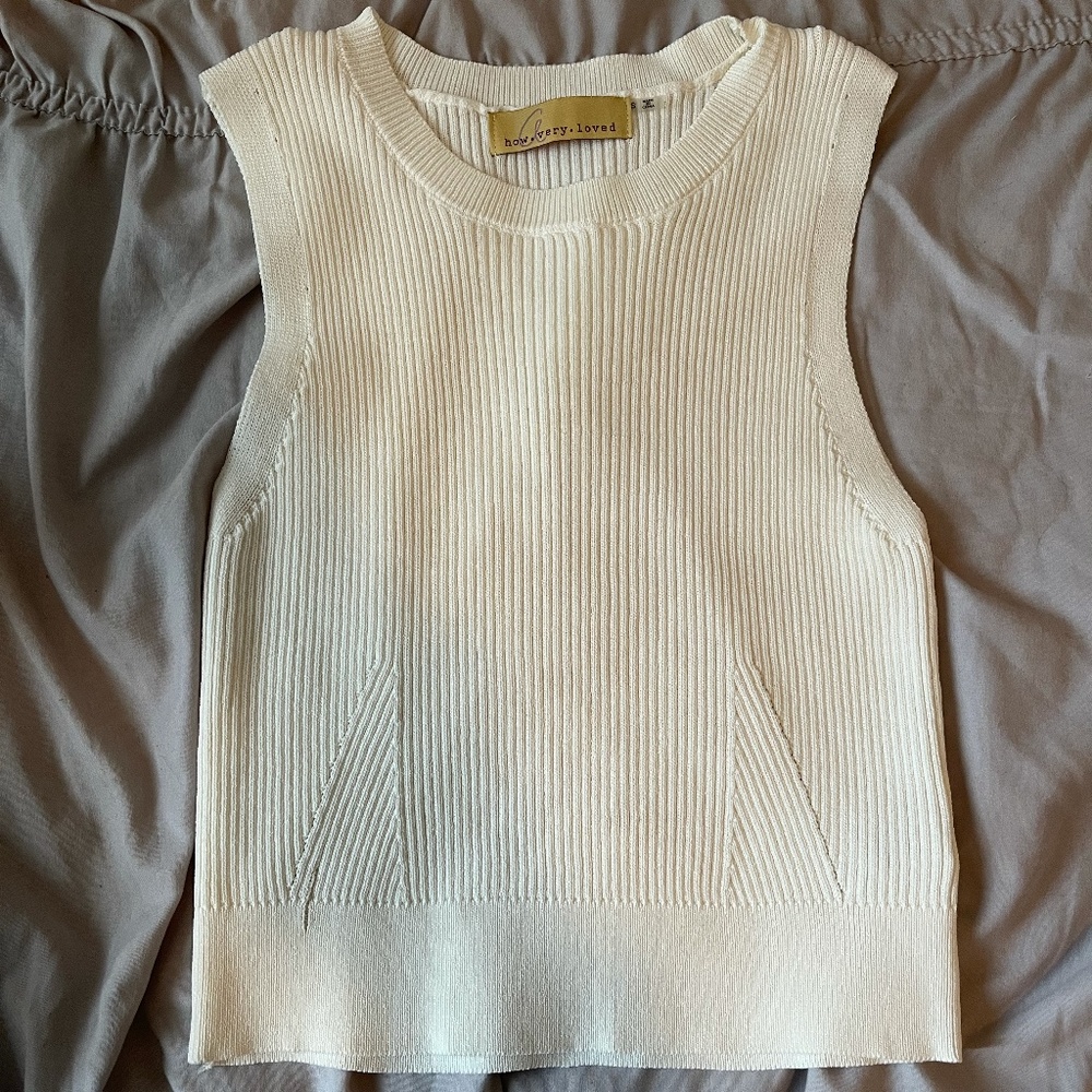 White Lizard Thicket Top